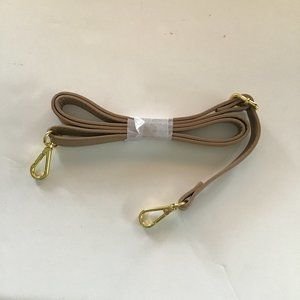 Purse strap w/gold hardware clasps
